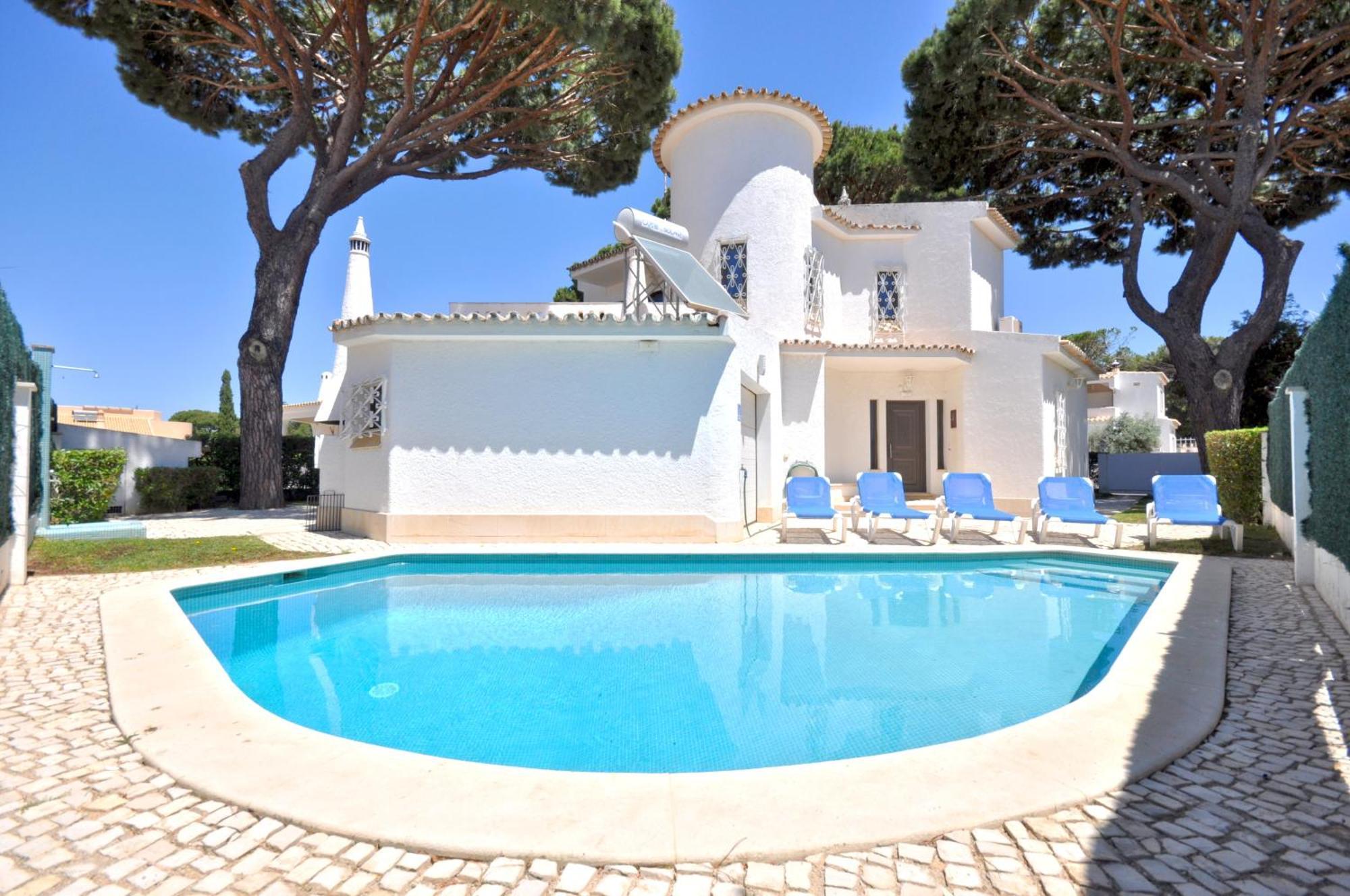 Private Pool Villa Walking Distance To The Centre Loule Exterior photo